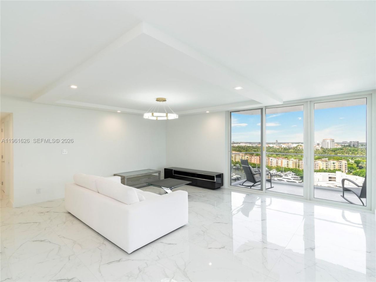 19707 Turnberry Way, Unit 18K, Aventura, FL 33180 Photo