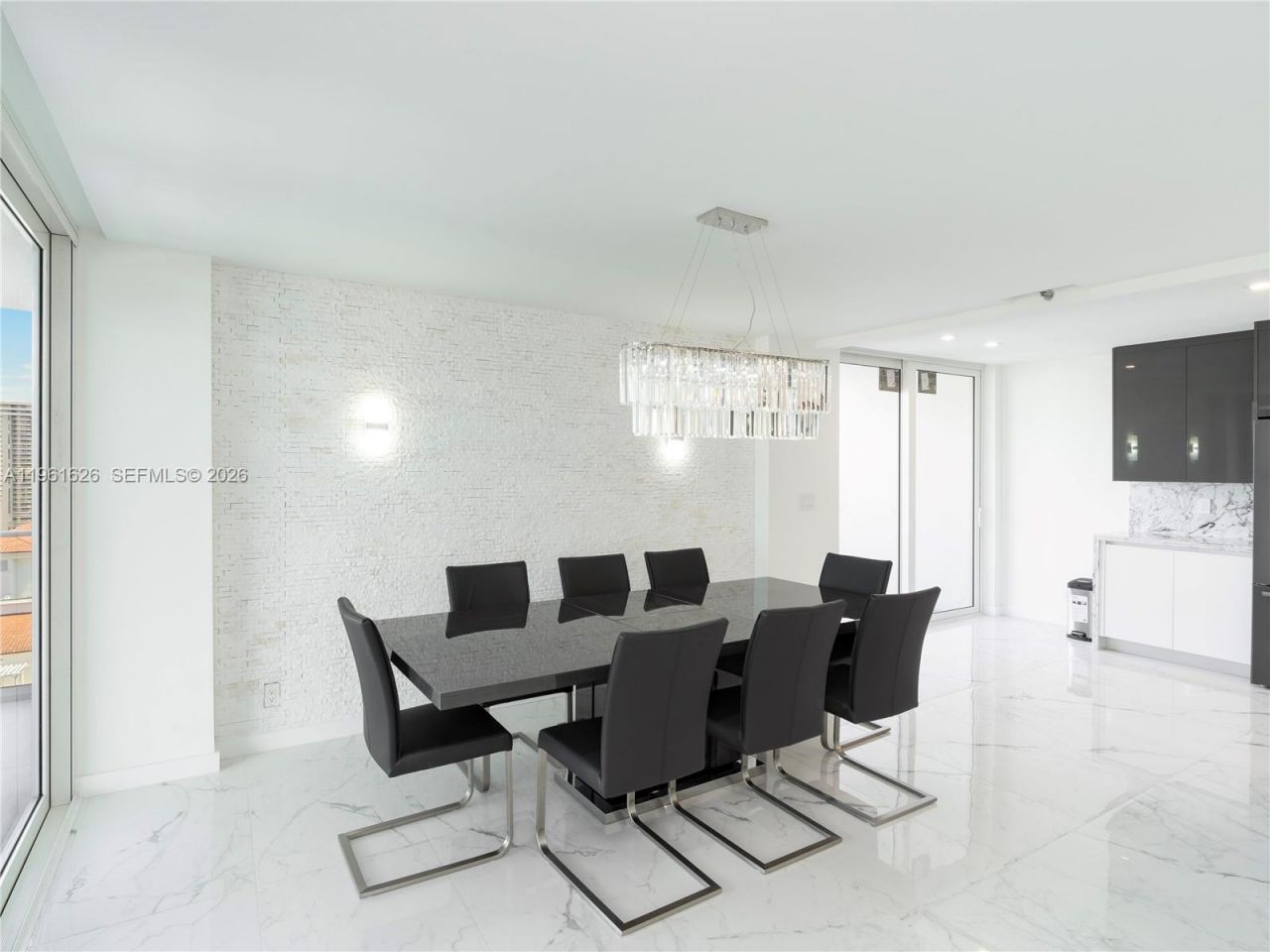 19707 Turnberry Way, Unit 18K, Aventura, FL 33180 Photo