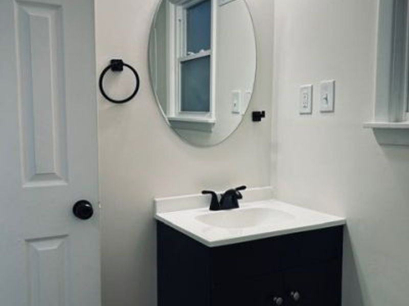 154 E Archwood Avenue, Akron, OH 44301 Photo 12