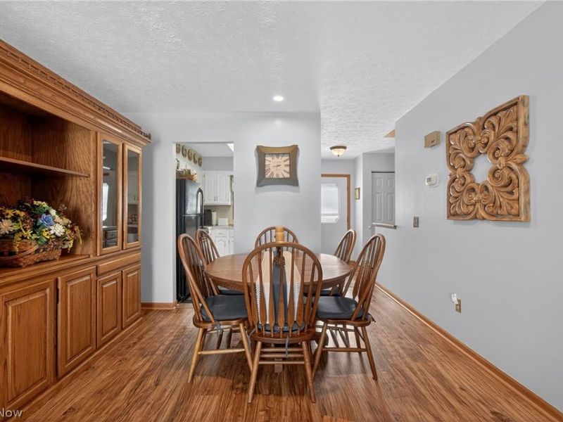 8038 Norriton Circle NW, North Canton, OH 44720 Photo 10