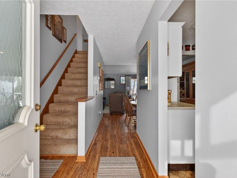 8038 Norriton Circle NW, North Canton, OH 44720 Photo 3
