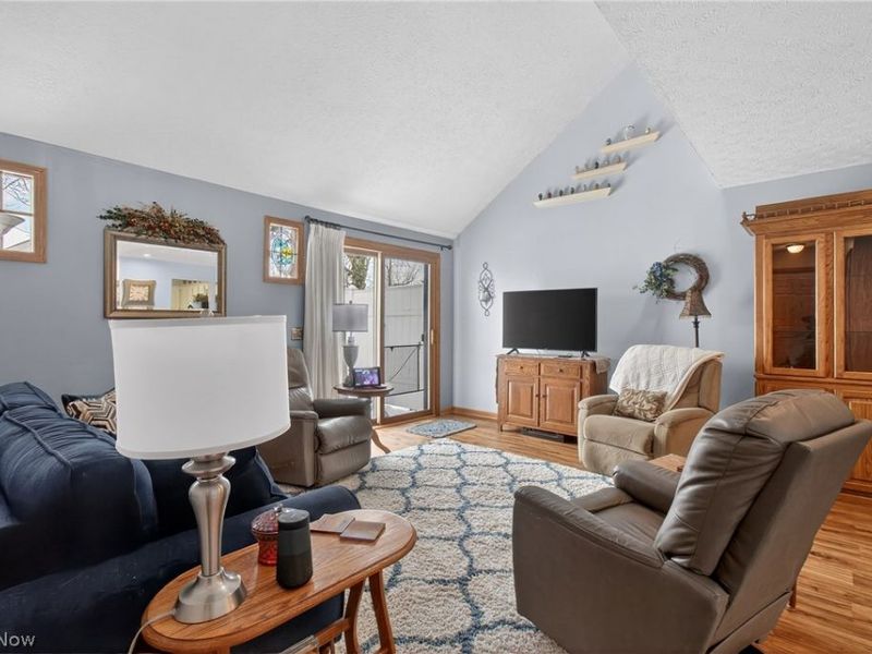 8038 Norriton Circle NW, North Canton, OH 44720 Photo 8