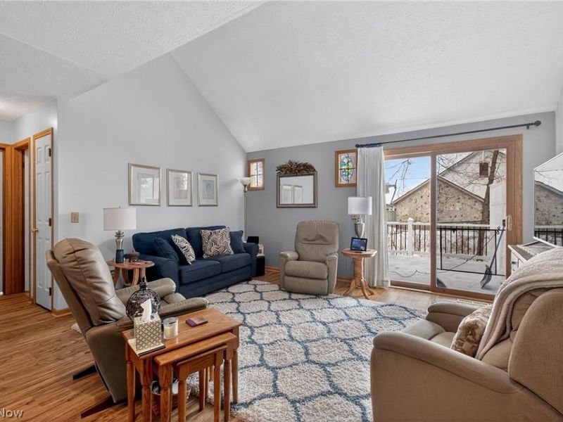 8038 Norriton Circle NW, North Canton, OH 44720 Photo 9