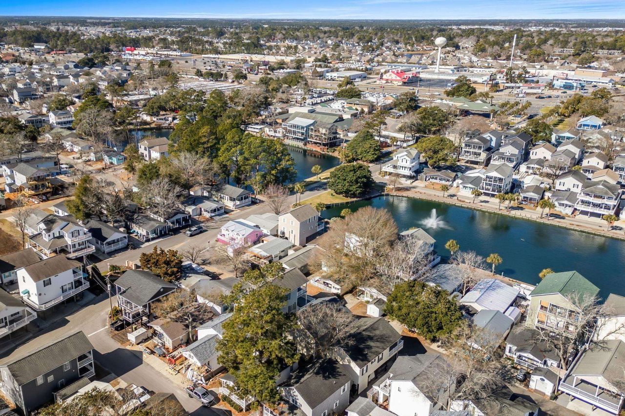 6001 - Q36 S Kings Hwy. Photo 48