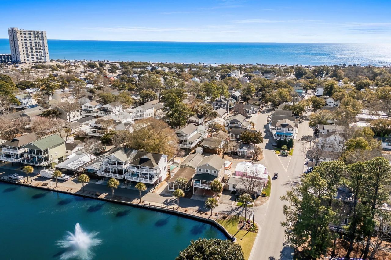 6001 - Q36 S Kings Hwy. Photo 49