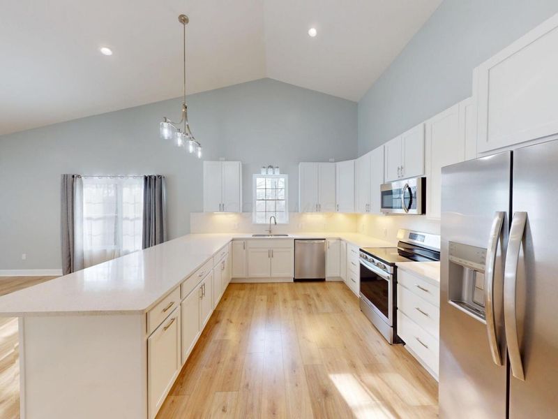 363 Highland Hills Circle , Howard, OH 43028 Photo 10