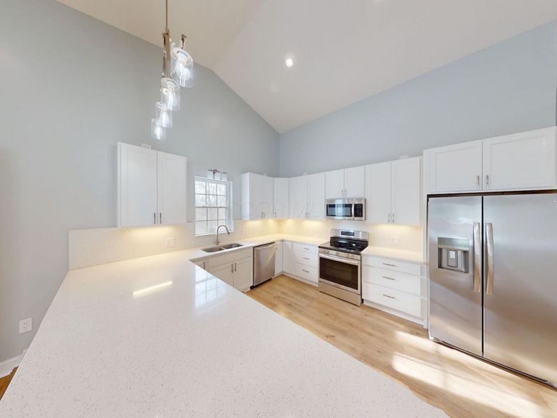 363 Highland Hills Circle , Howard, OH 43028 Photo 11