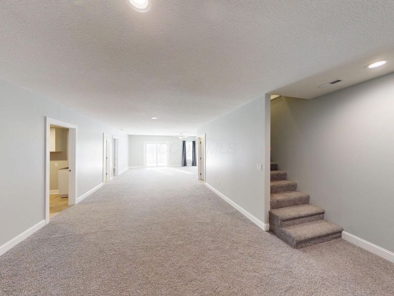 363 Highland Hills Circle , Howard, OH 43028 Photo 37