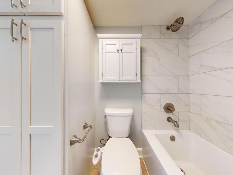 363 Highland Hills Circle , Howard, OH 43028 Photo 52