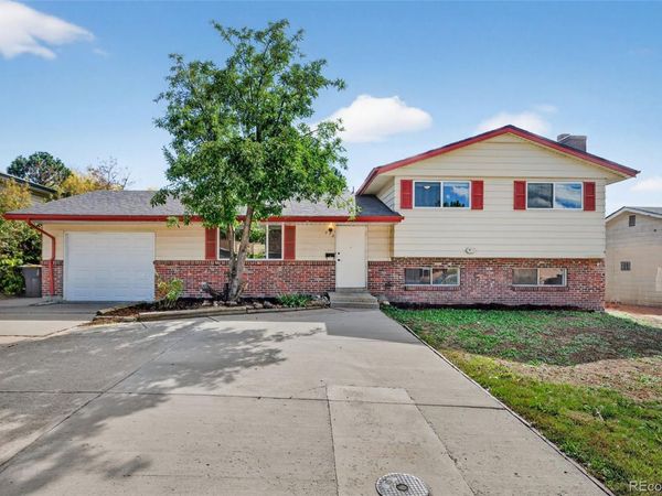 978 S Potomac Way, Aurora, CO 80012