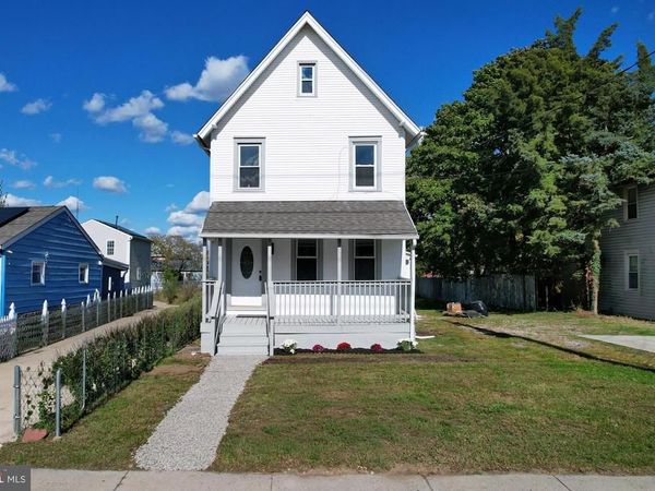 214 W PLEASANT AVENUE, PLEASANTVILLE, NJ 08232