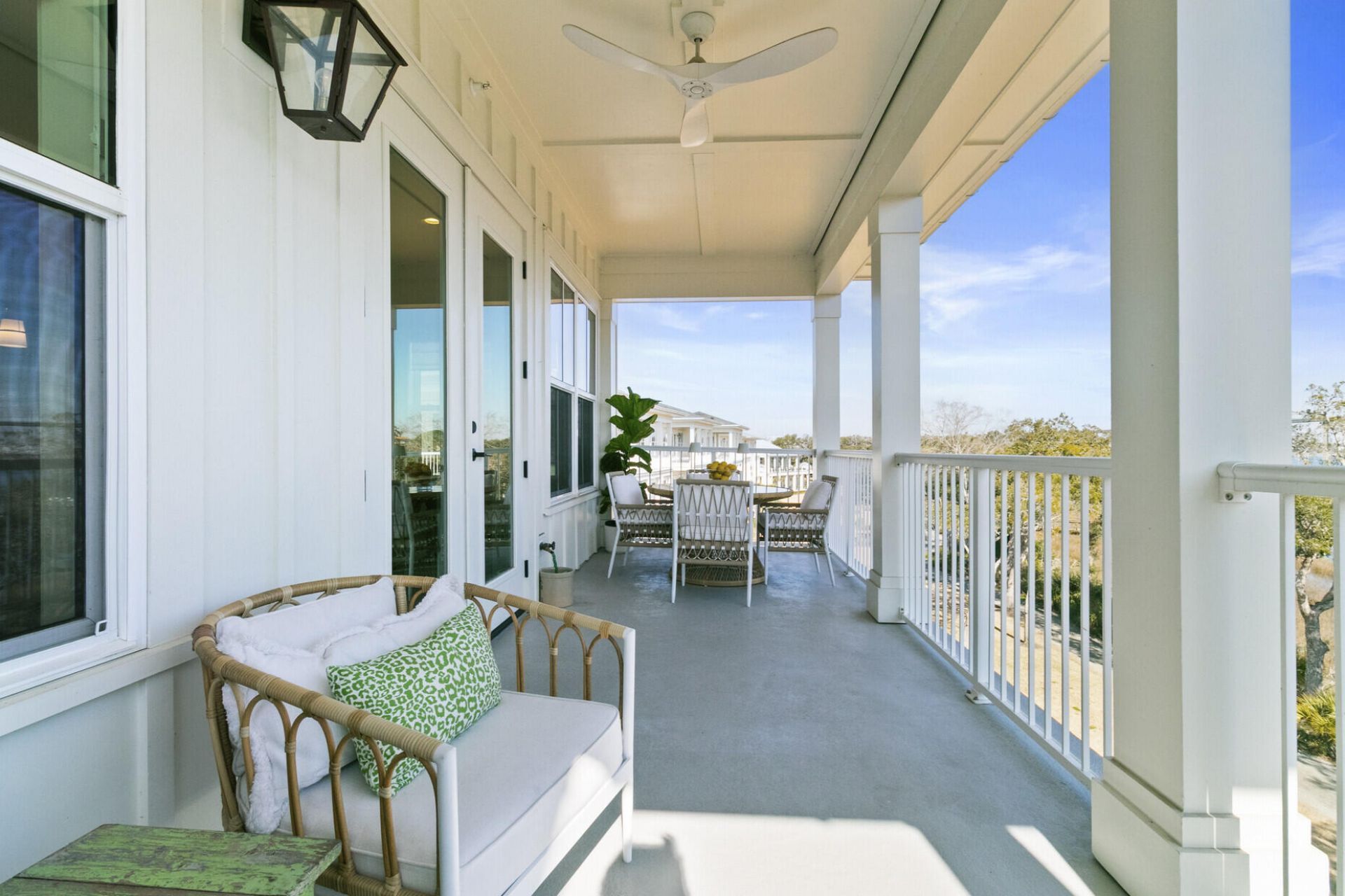 345 Longshore Street Photo 11