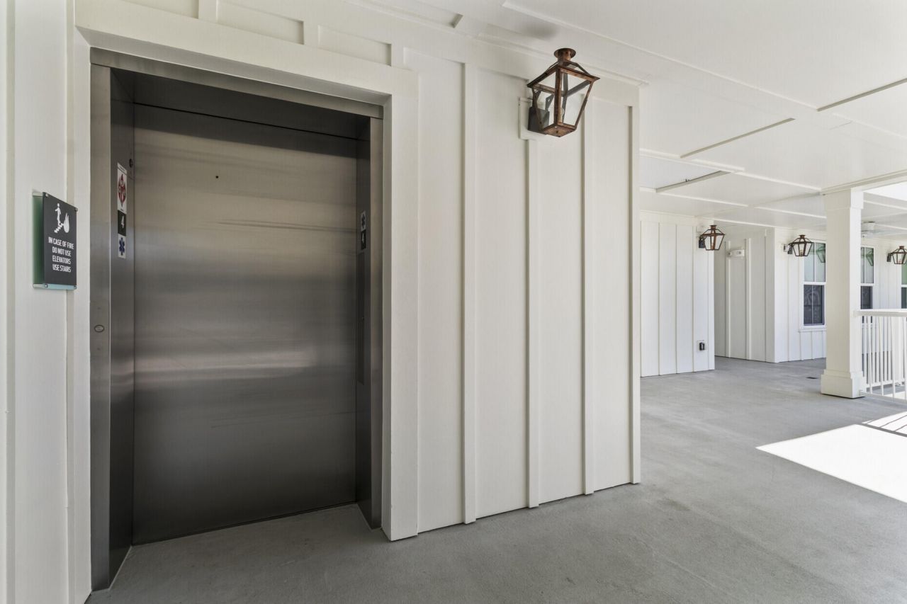 345 Longshore Street Photo 11