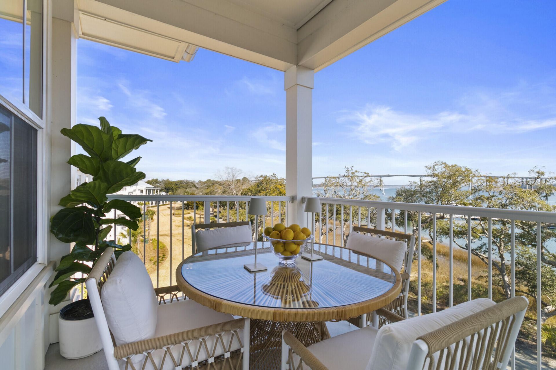345 Longshore Street Photo 13
