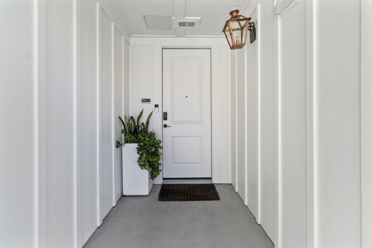 345 Longshore Street Photo 13