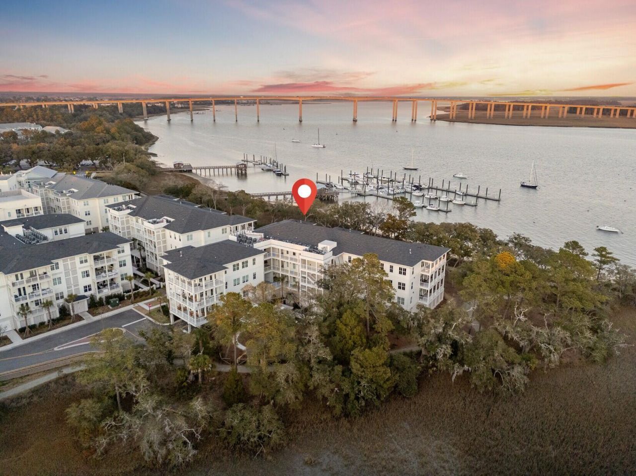 345 Longshore Street Photo 39