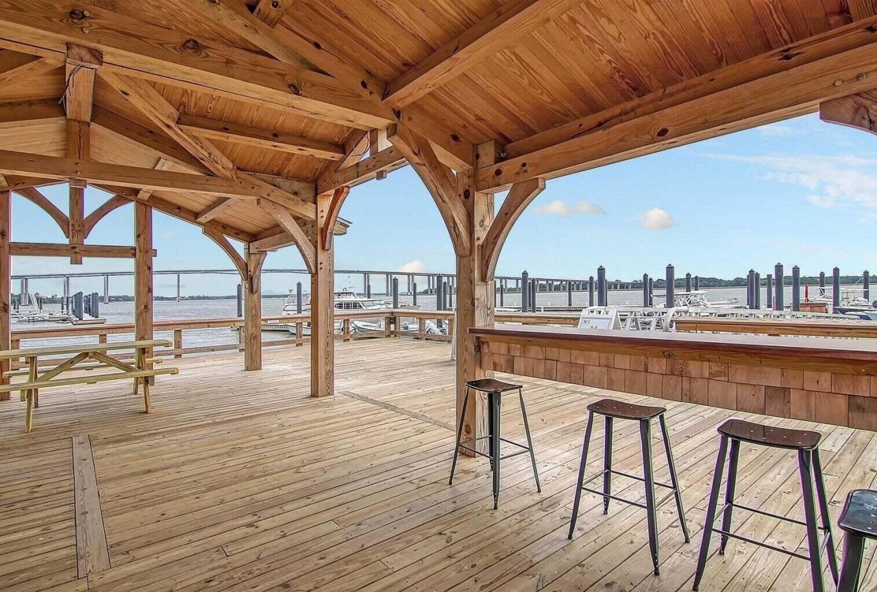 345 Longshore Street Photo 62