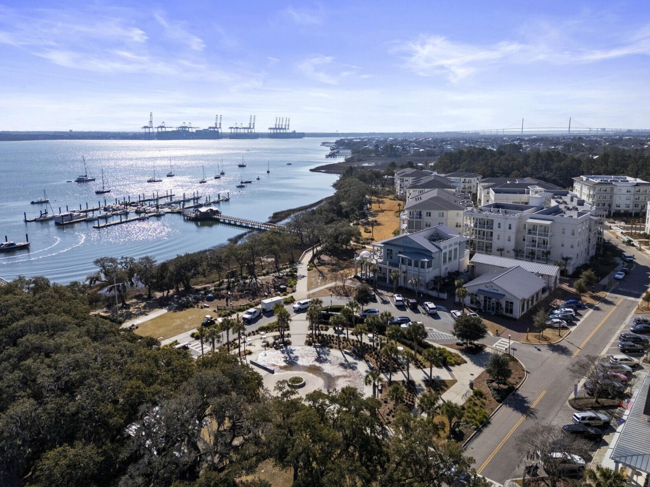 345 Longshore Street Photo 8