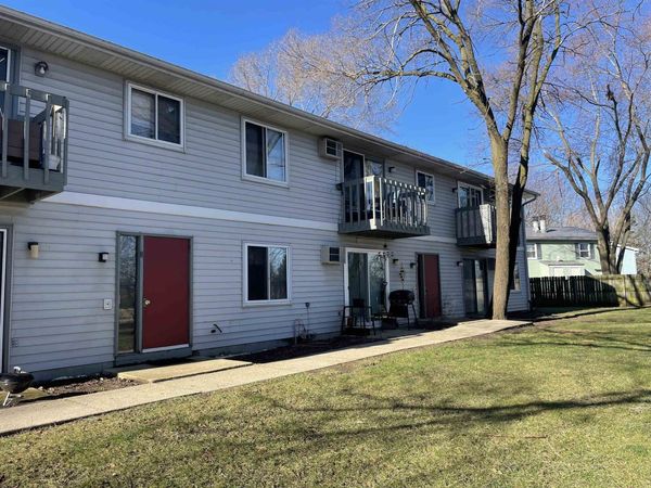 914 N Oak Street, Madison, WI 53704