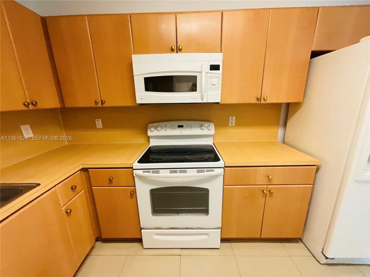 10901 NW 88th Ter, Unit 806, Doral, FL 33178 Photo