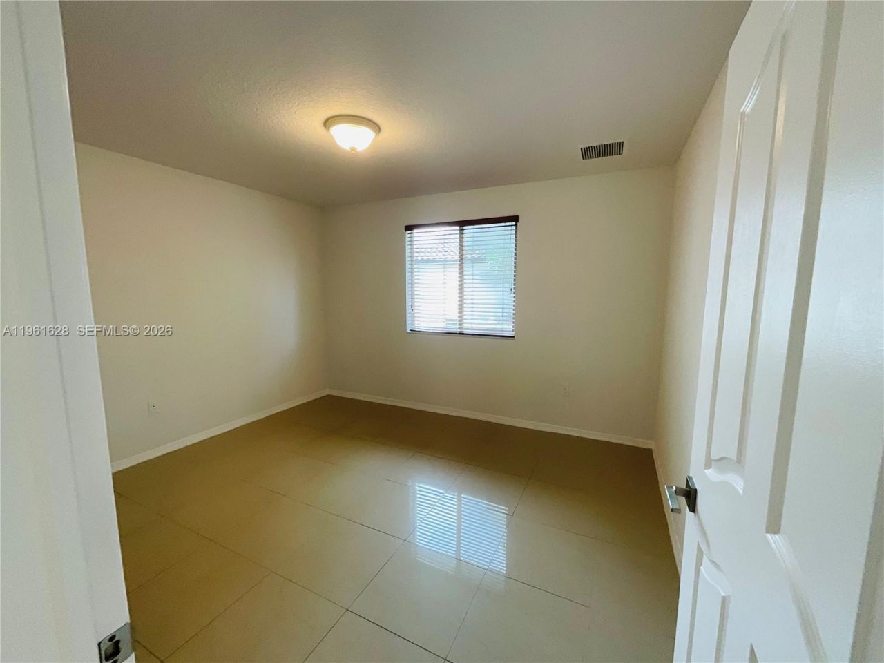 10901 NW 88th Ter, Unit 806, Doral, FL 33178 Photo