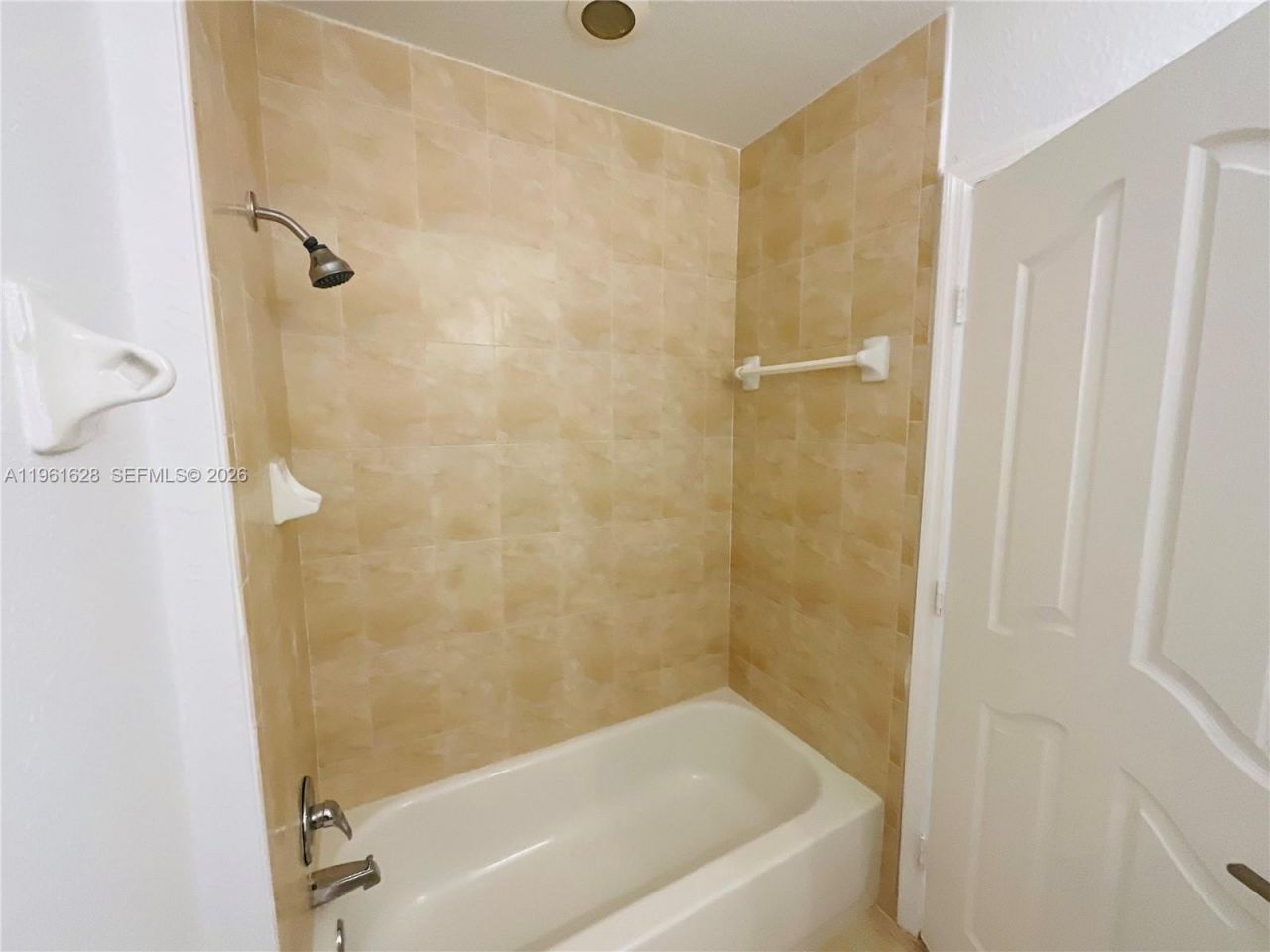 10901 NW 88th Ter, Unit 806, Doral, FL 33178 Photo