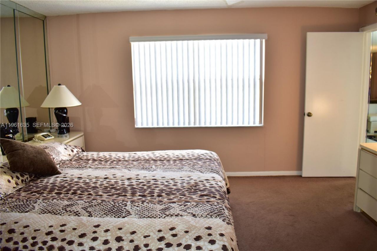 9201 Sunrise Lakes Blvd , Unit 308, Sunrise, FL 33322 Photo