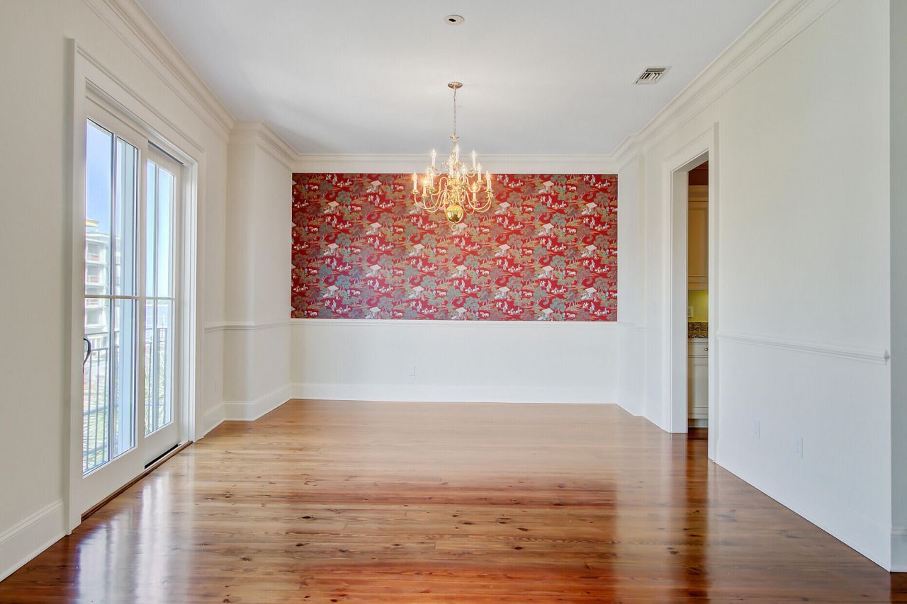 1 Vendue Range Photo 21