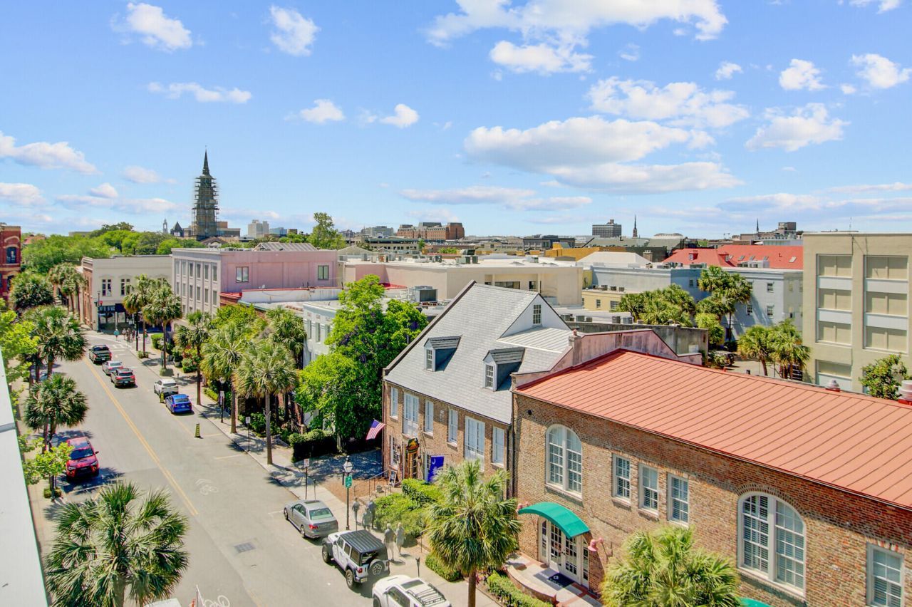 1 Vendue Range Photo 26