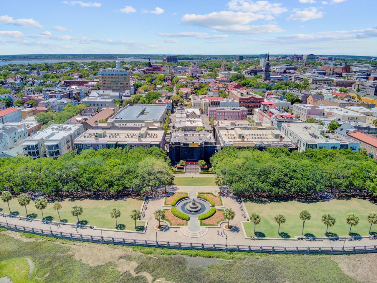 1 Vendue Range Photo 3