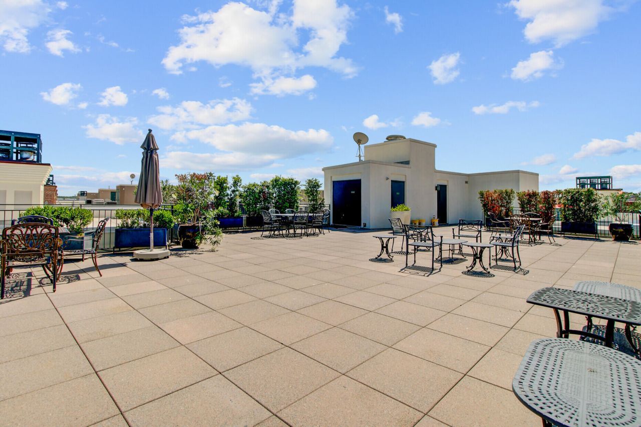 1 Vendue Range Photo 49