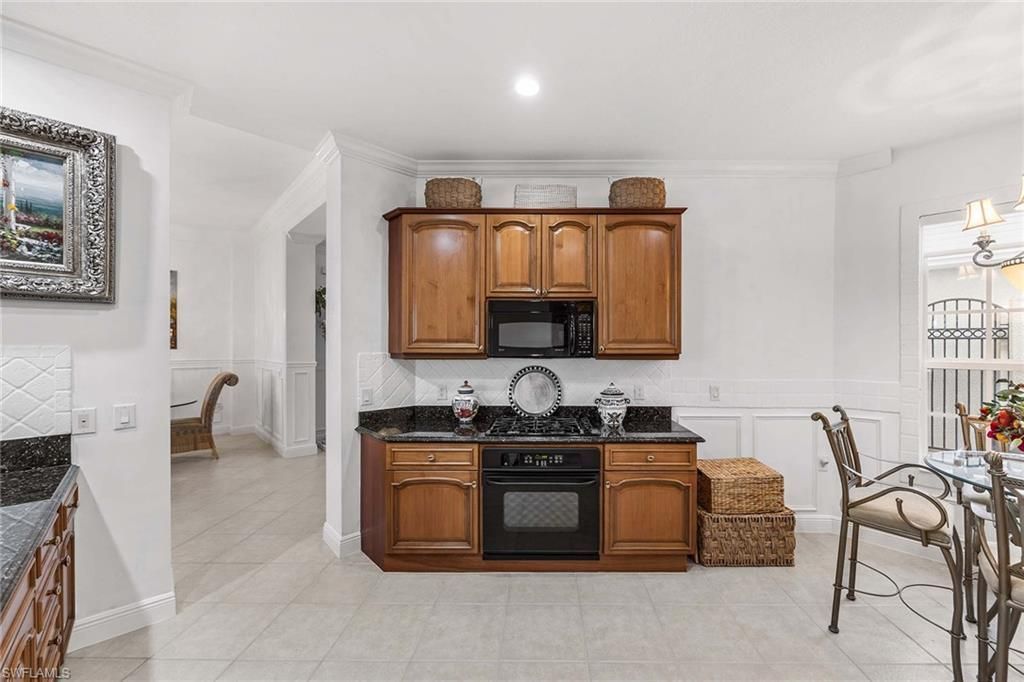 9255 Museo Cir, Unit 103, Naples, FL 34114 Photo