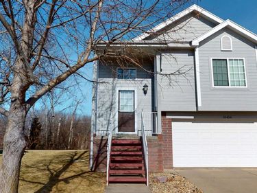 14456 Camden Circle, Omaha, NE 68116