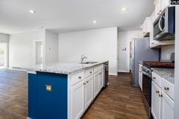 833 Kirby Court photo 4