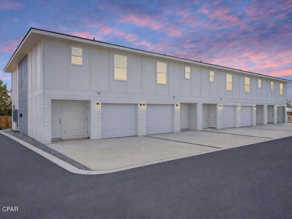 6728 Cherry Street, Panama City, FL 32404