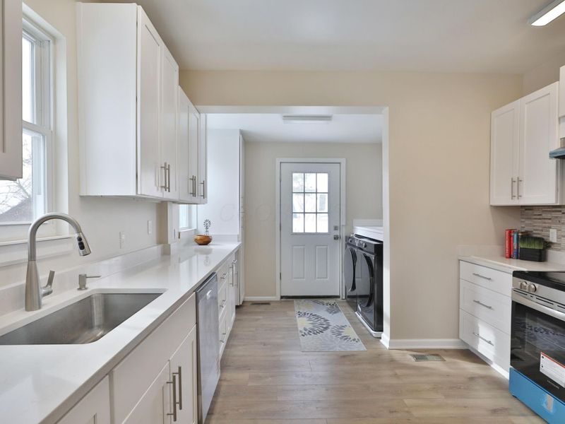 24131 State Route 161 , Irwin, OH 43029 Photo 13