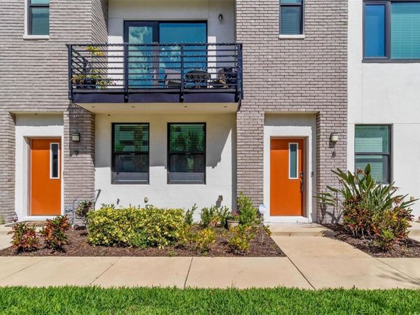 2511 GRADY AVENUE N, Unit 8, TAMPA, FL 33607