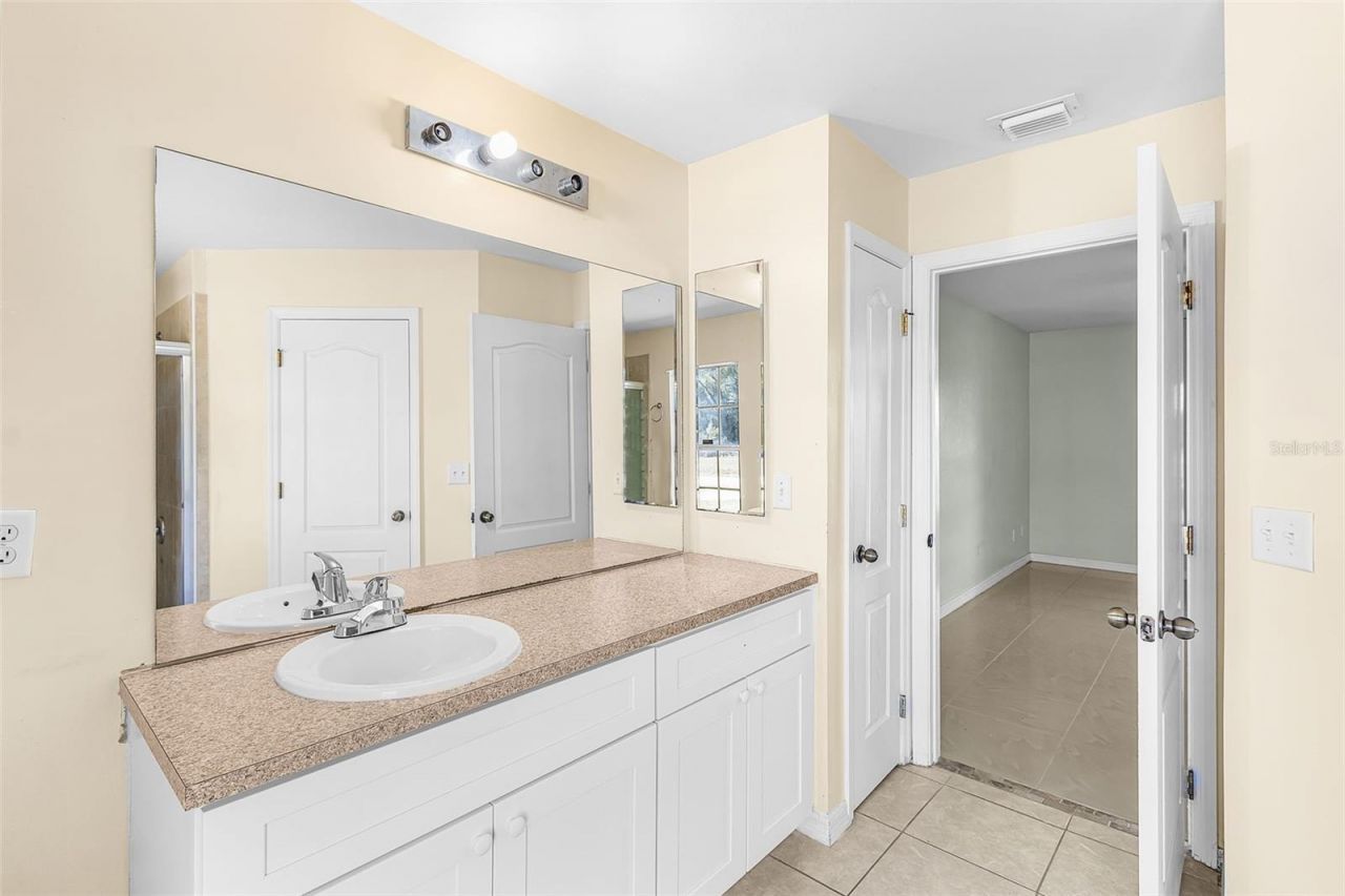 3809 NE 17th Avenue, Cape Coral, FL 33909 Photo