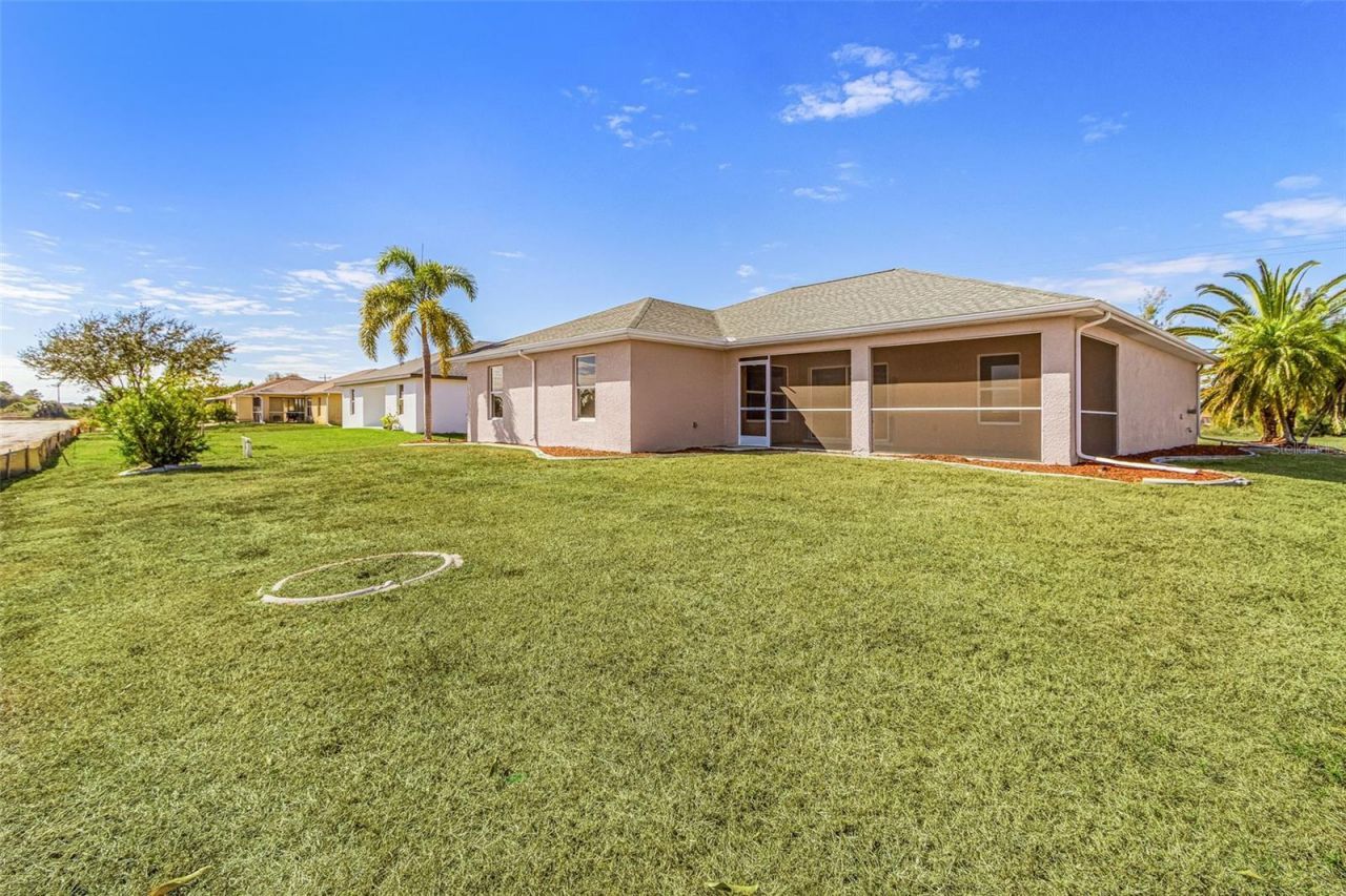 3809 NE 17th Avenue, Cape Coral, FL 33909 Photo