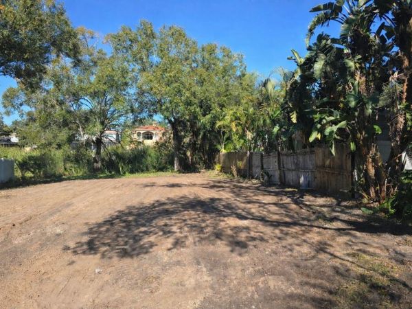 3209 W BAY VISTA AVENUE, TAMPA, FL 33611