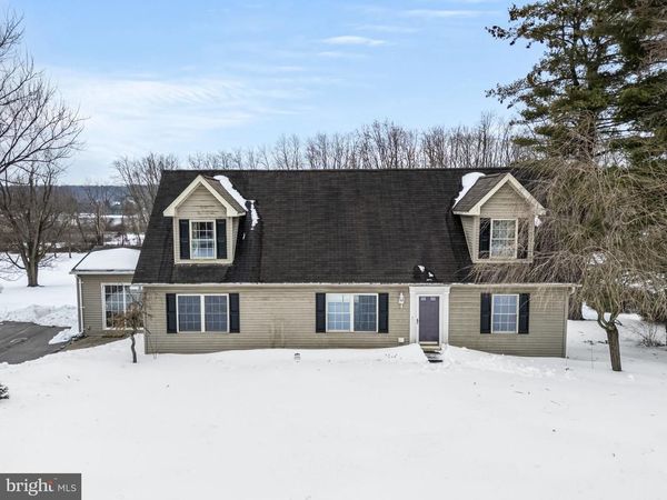 3096 UPPER VALLEY ROAD, PARKESBURG, PA 19365