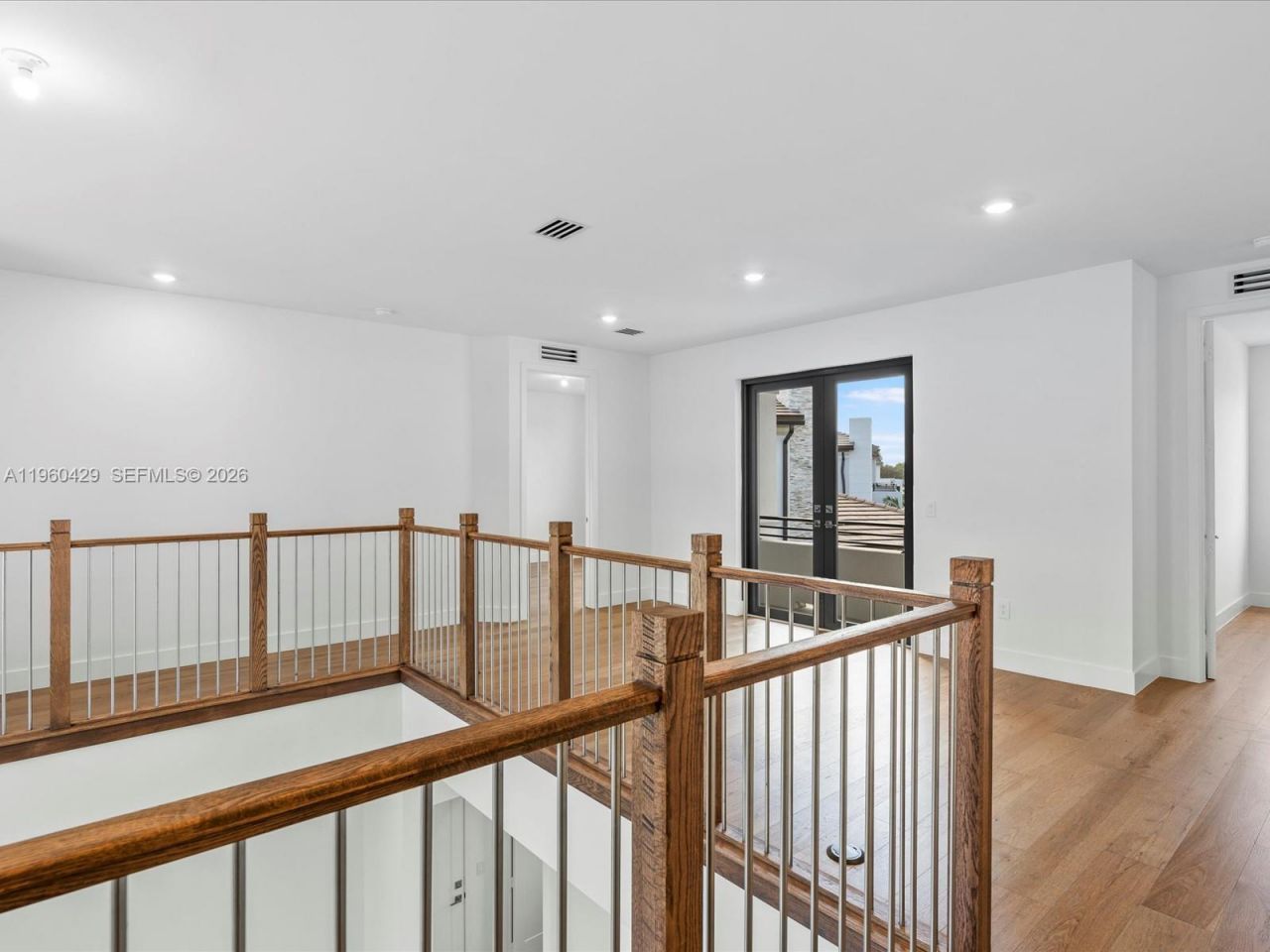 19701 NE 16 Pl, Miami, FL 33179 Photo