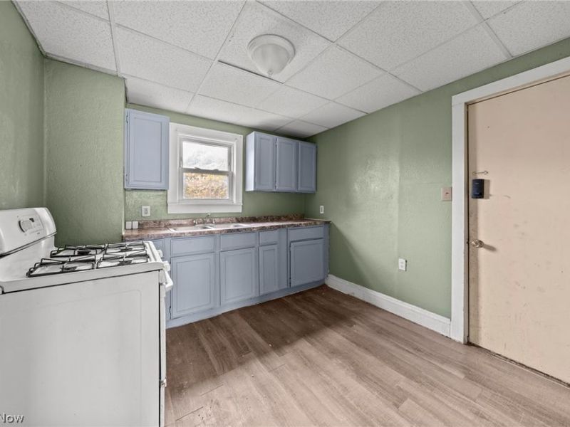 884 Lovers Lane, Akron, OH 44306 Photo 17