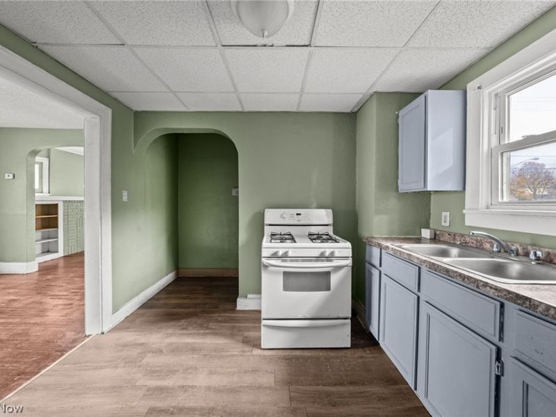 884 Lovers Lane, Akron, OH 44306 Photo 20