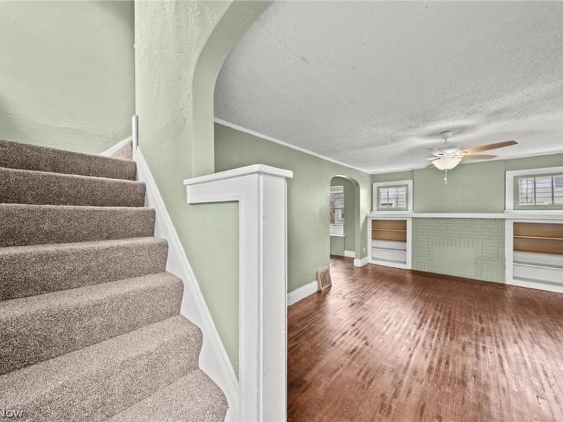 884 Lovers Lane, Akron, OH 44306 Photo 22