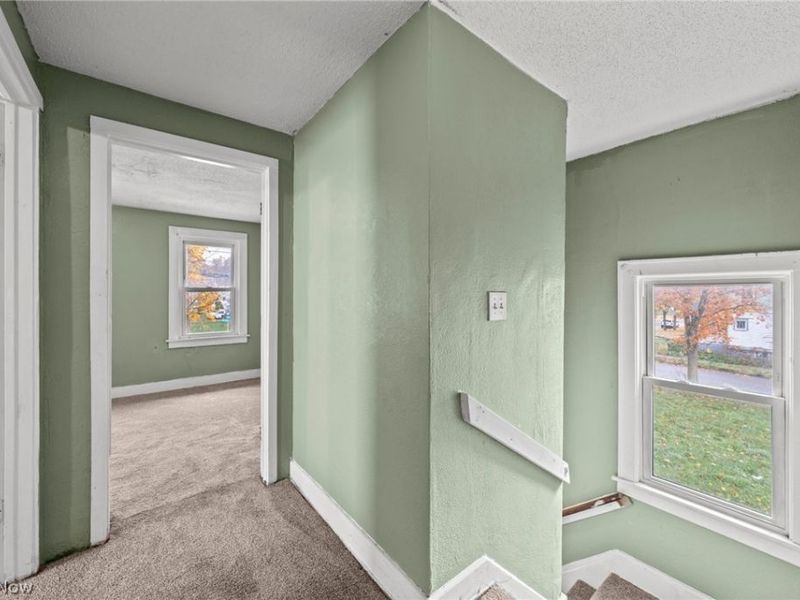 884 Lovers Lane, Akron, OH 44306 Photo 25