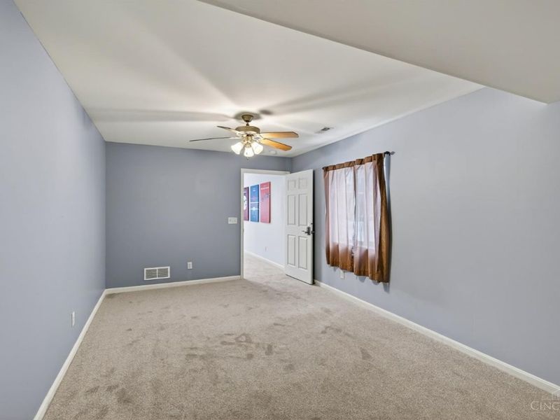 4365 Classic Drive, Blue Ash, OH 45241 Photo 34