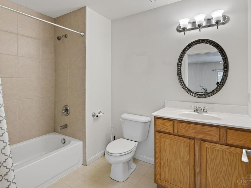 4365 Classic Drive, Blue Ash, OH 45241 Photo 36