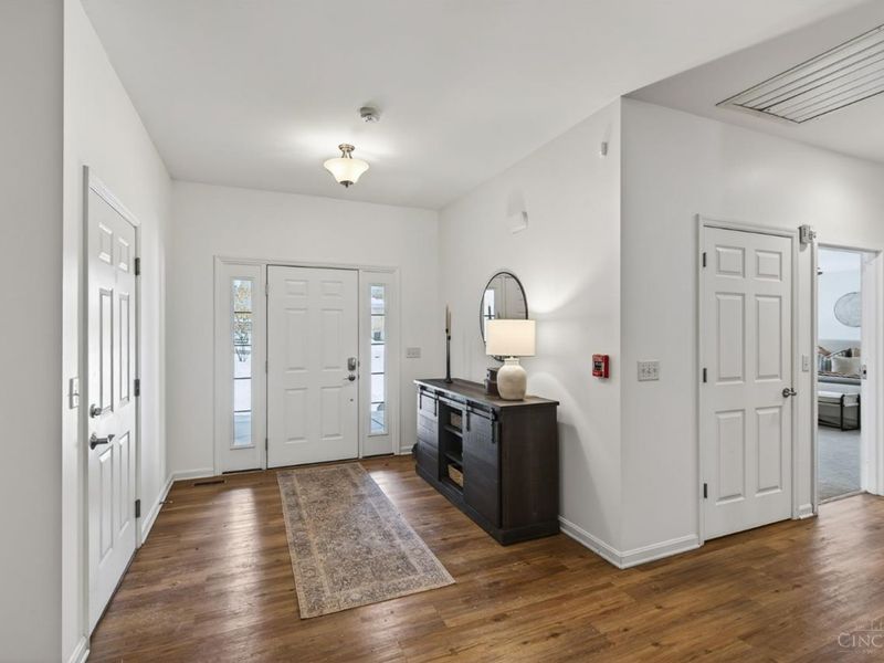 4365 Classic Drive, Blue Ash, OH 45241 Photo 4