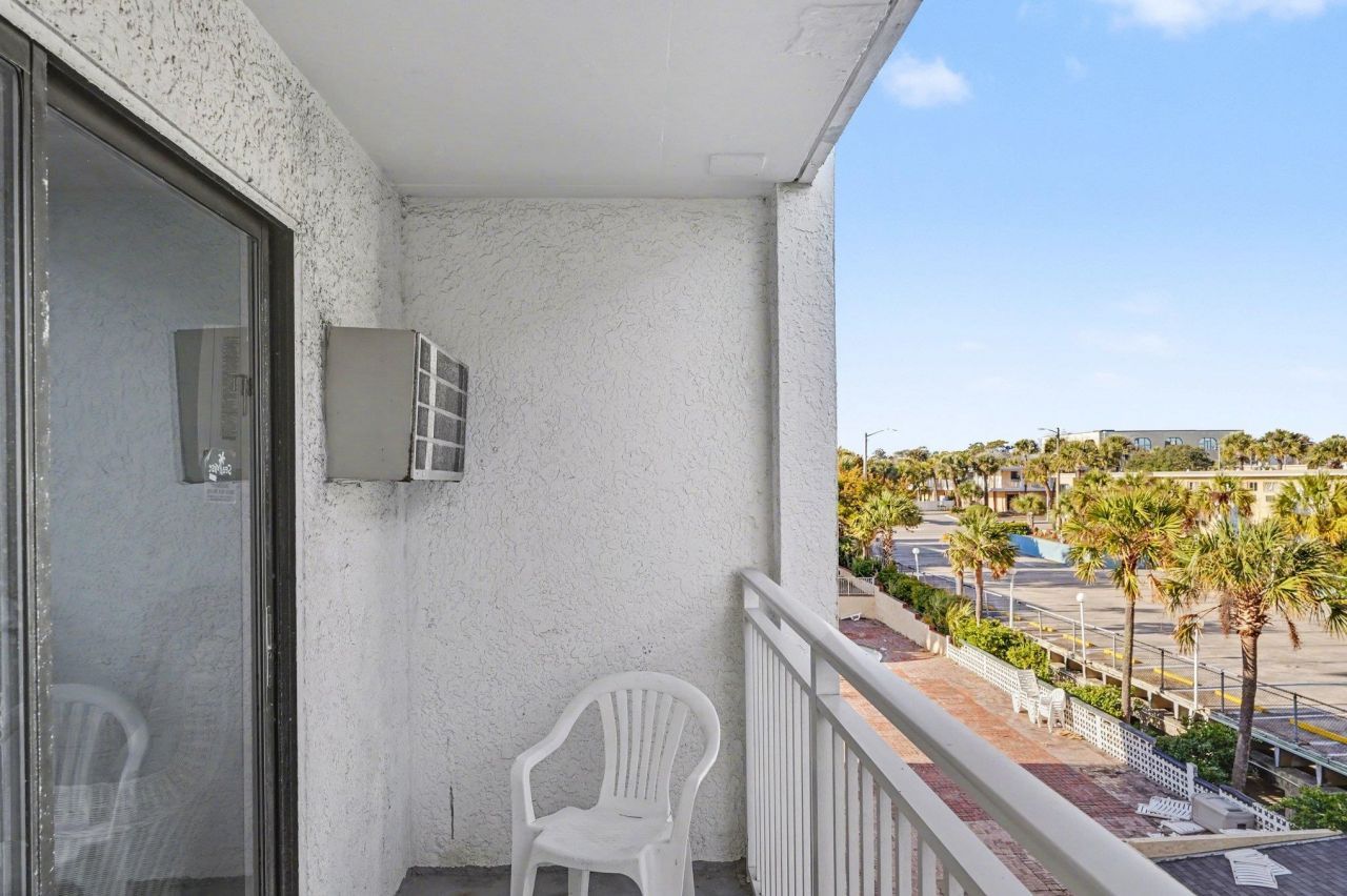 1207 S Ocean Blvd. Photo 19